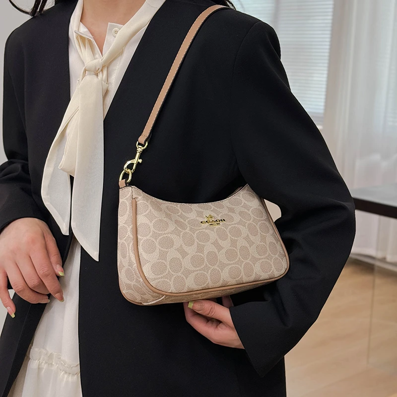 Luxury Women High End Leather  - Luxury Lifestyle City recension och pris